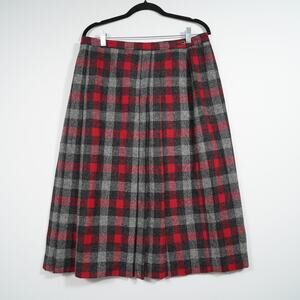 Vintage Personal Wool Skirt Red Gray Plaid Size 18 USA 33” Waist